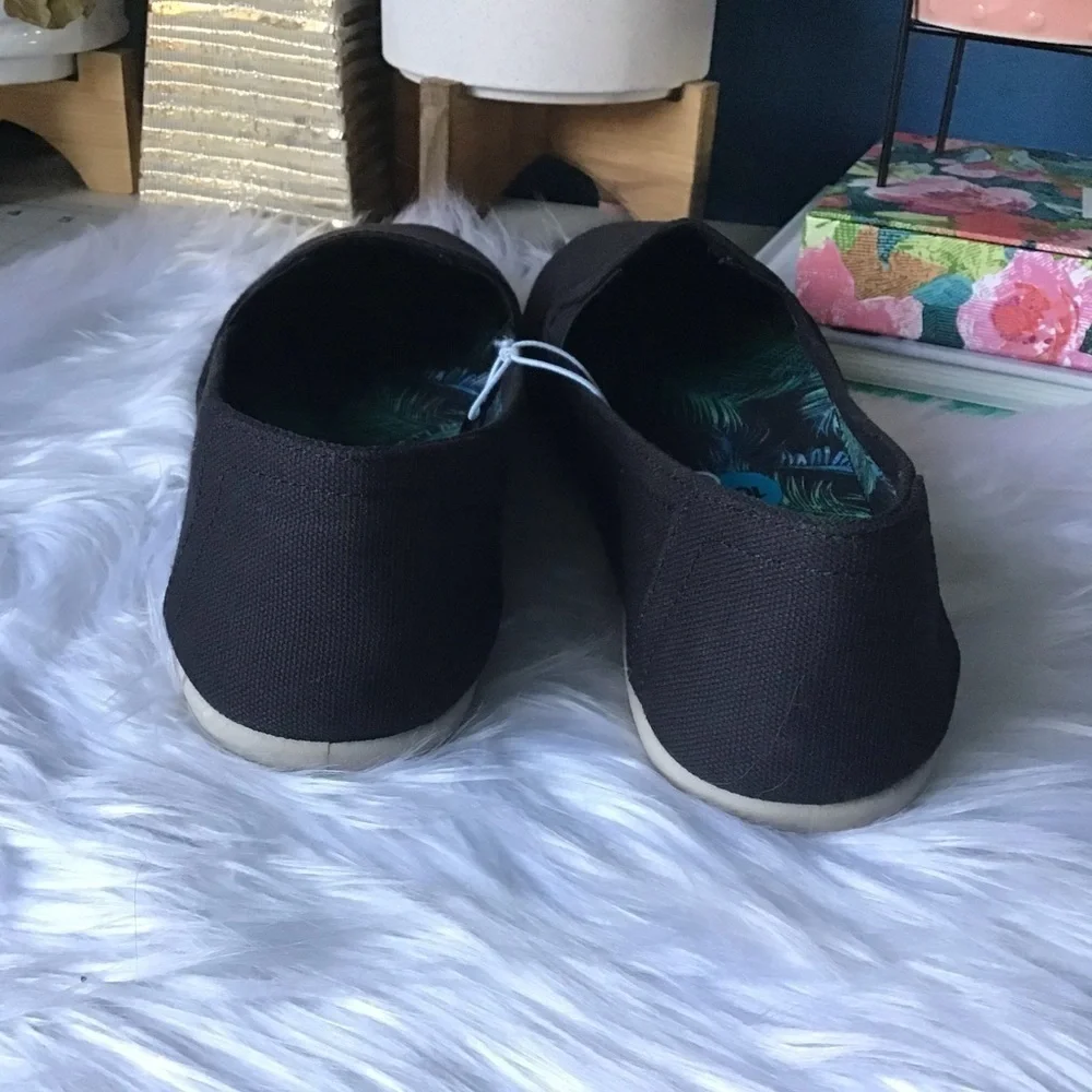 Report Black Slip On Shoes